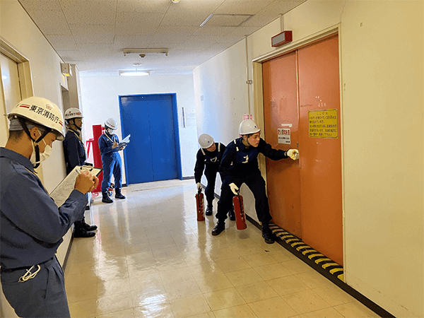 火災発生現場到着!