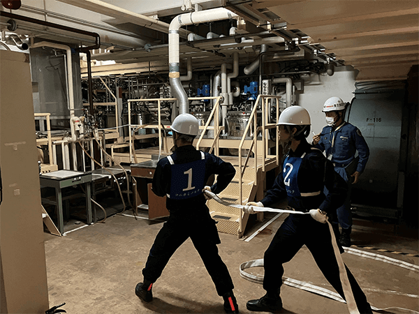 消火栓、放水開始!